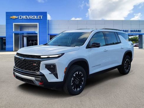 New 2026 Chevrolet Traverse Z71 w/ Enhanced Driving Package AWD/4WD image 2