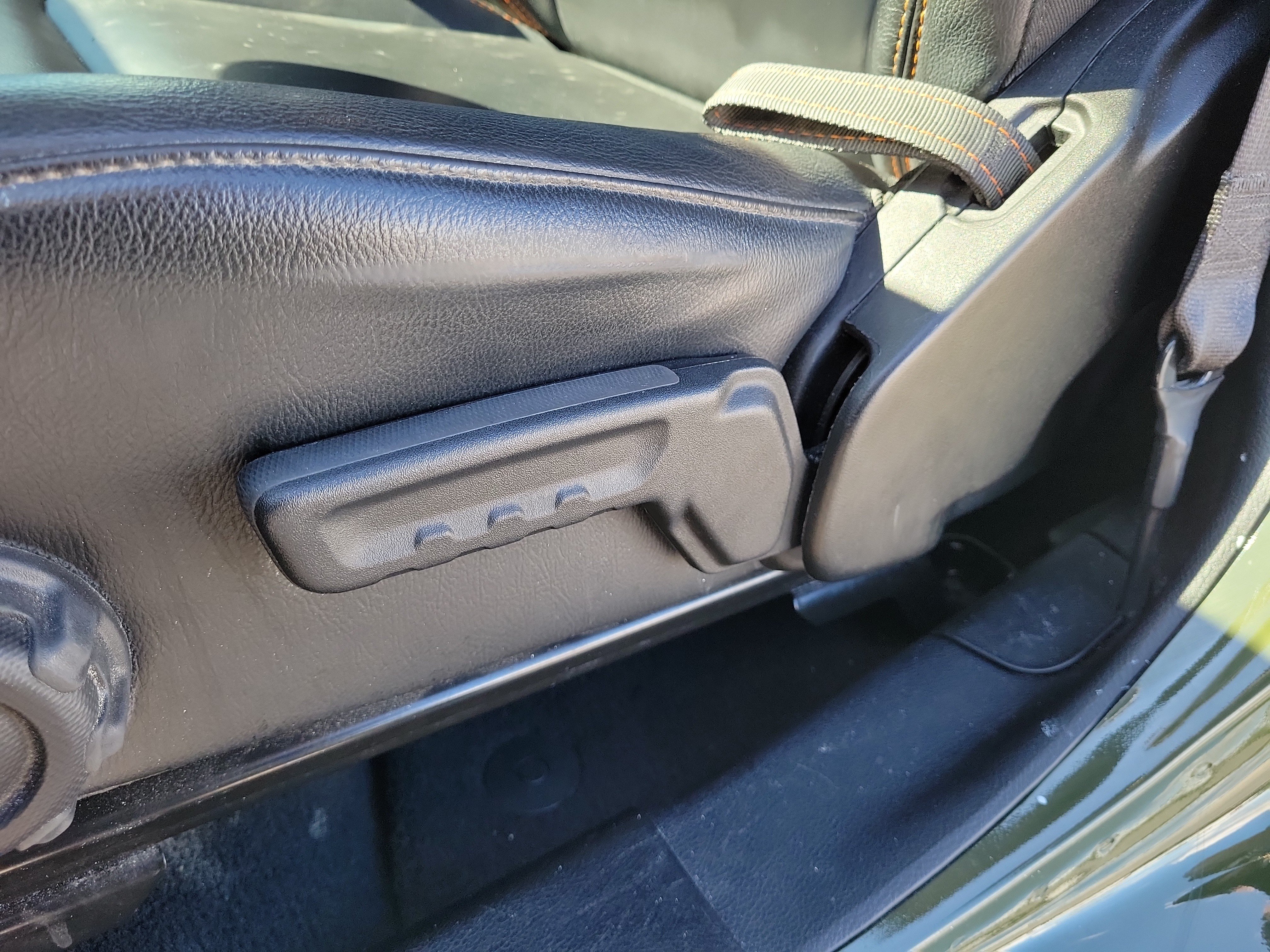 Used 2022 Jeep Gladiator Mojave w/ LED Lighting Group AWD/4WD image 16