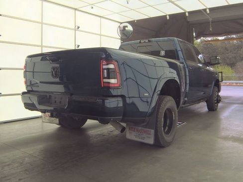 Used 2022 RAM 3500 Laramie AWD/4WD image 7