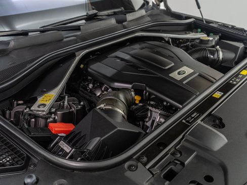 Used 2022 Land Rover Range Rover Long Wheelbase First Edition image 50