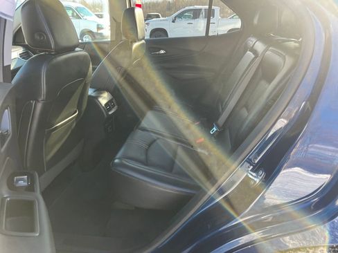 Used 2022 Chevrolet Equinox Premier image 21
