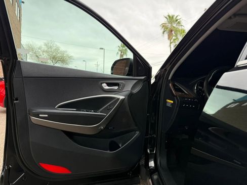 Used 2018 Hyundai Santa Fe Limited FWD image 37