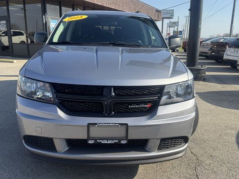 Used 2018 Dodge Journey SE w/ Popular Equipment Group image 3