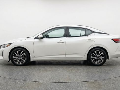 Used 2025 Nissan Sentra SV FWD image 5