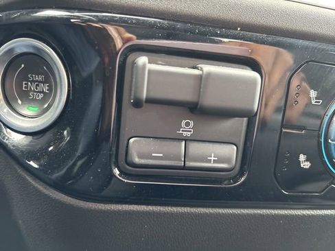 Certified 2024 GMC Sierra 2500 SLE w/ SLE Convenience Package image 19