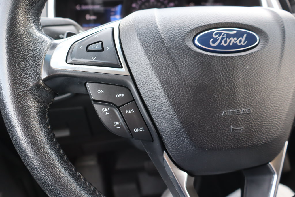Used 2017 Ford Edge SEL w/ Equipment Group 201A AWD/4WD image 7
