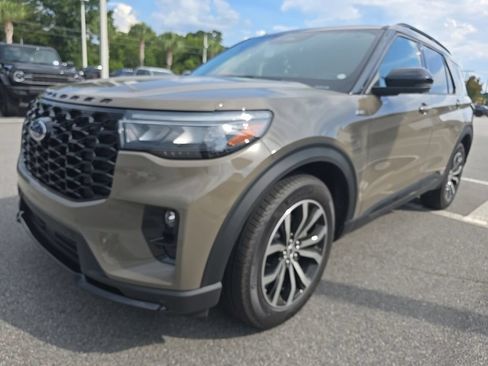 Used 2026 Ford Explorer ST-Line RWD image 4