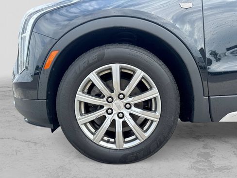 Used 2019 Cadillac XT4 Premium Luxury w/ Cold Weather Package FWD image 17