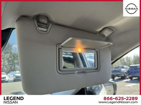 Used 2020 Nissan Rogue SL w/ Premium Package image 31