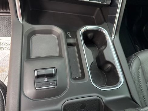 Used 2025 GMC Sierra 2500 Denali w/ Technology Package image 23