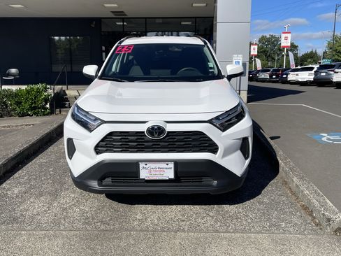 Certified 2025 Toyota RAV4 XLE AWD/4WD image 2