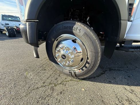 New 2025 Ford F550 4x4 Crew Cab Super Duty image 8