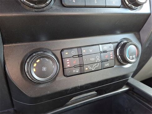 Used 2021 Ford F250 XLT w/ XLT Premium Package image 17