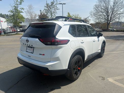 New 2026 Nissan Rogue SV image 7