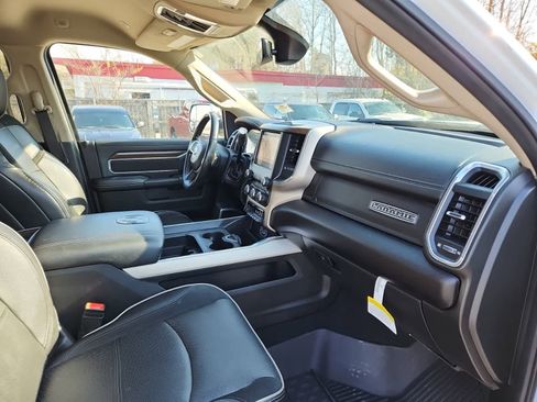 Certified 2022 RAM 3500 Laramie image 17