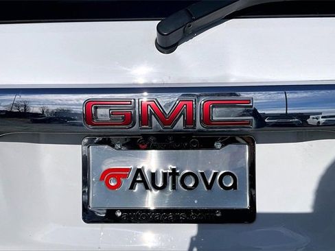 Used 2023 GMC Acadia Denali w/ Denali Technology Package image 33