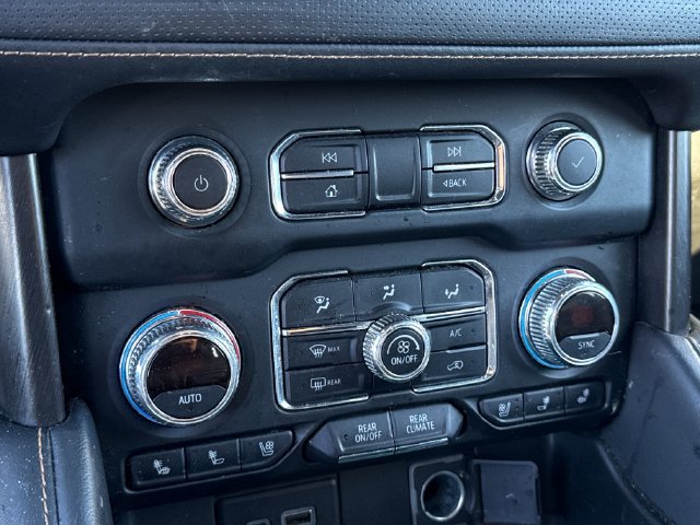 Used 2022 GMC Yukon AT4 AWD/4WD image 31