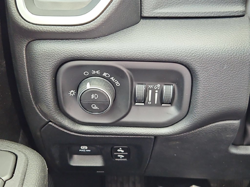 New 2026 RAM 1500 Big Horn AWD/4WD image 18
