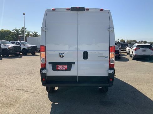 New 2025 RAM ProMaster 3500 w/ Convenience Group FWD image 7