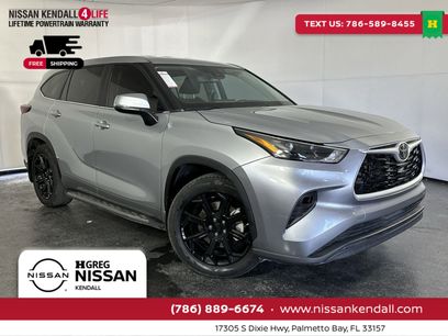 Used 2024 Toyota Highlander LE