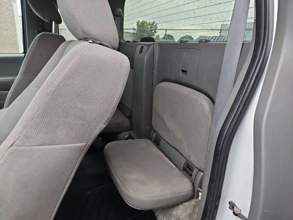 Used 2016 Nissan Frontier S RWD image 14