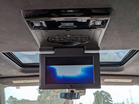 Used 2020 Cadillac Escalade ESV Platinum AWD/4WD image 35