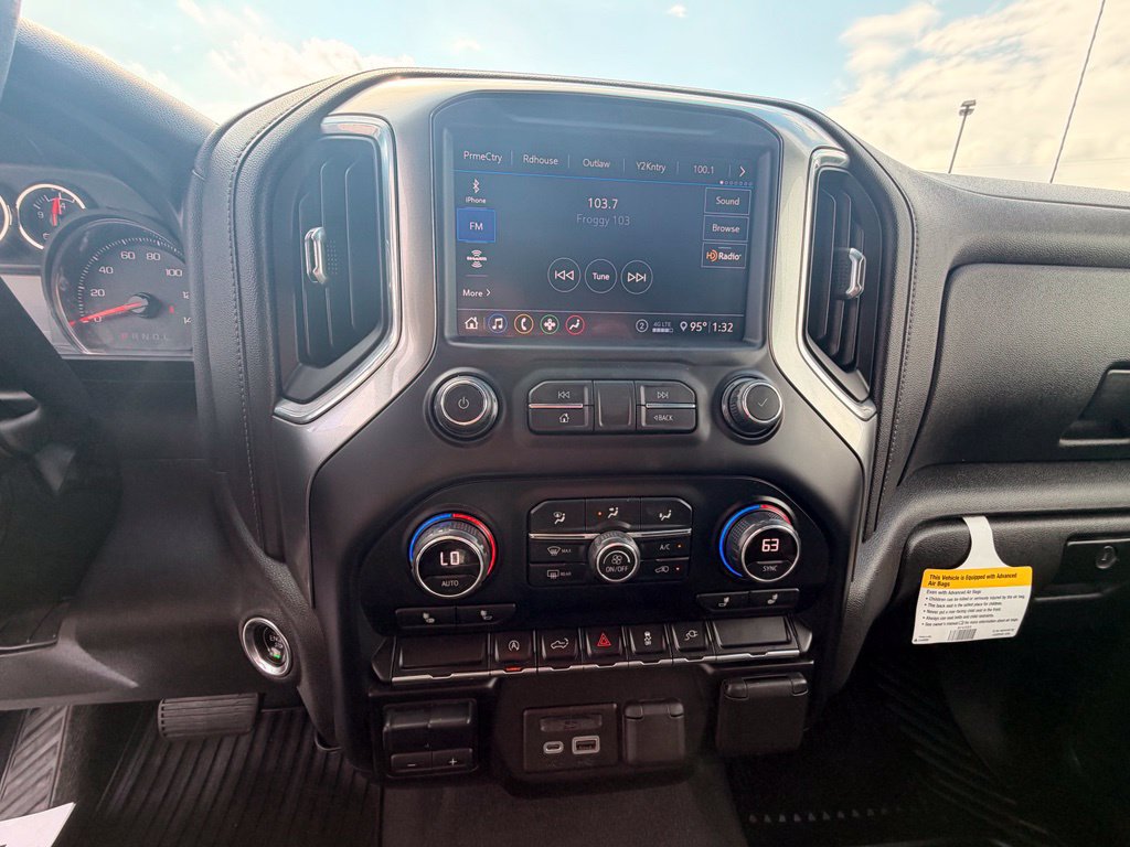 Used 2020 Chevrolet Silverado 1500 LT w/ All-Star Edition AWD/4WD image 23
