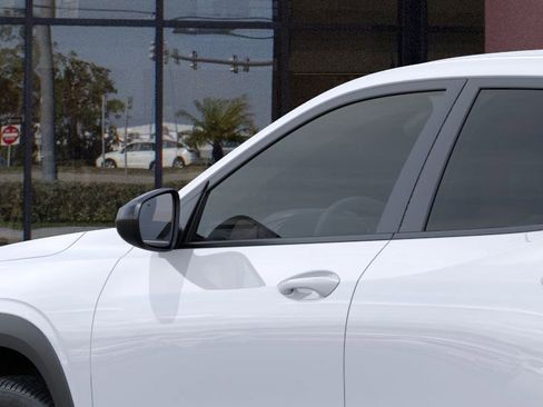 New 2026 Chevrolet Trax RS w/ Driver Confidence Package image 36