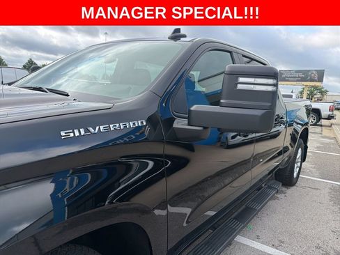 Used 2024 Chevrolet Silverado 1500 RST w/ Max Trailering Package AWD/4WD image 9