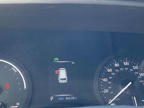 Used 2024 Toyota Sienna LE image 21