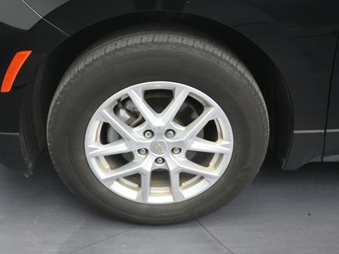 Used 2024 Chevrolet Equinox LS FWD image 9