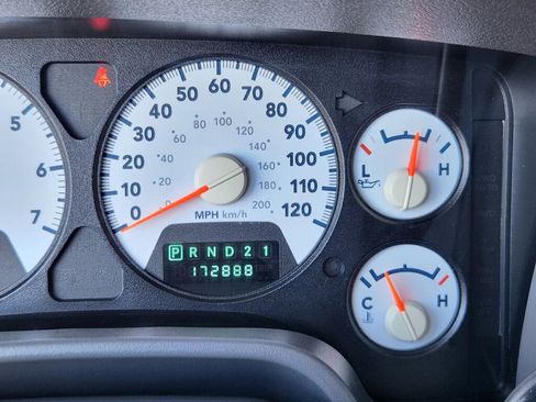 Used 2009 Dodge Ram 2500 Truck SXT AWD/4WD image 16