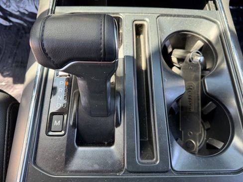 Used 2024 Ford F150 Lariat image 26