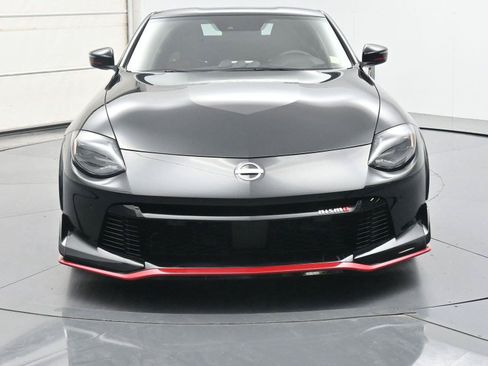 Certified 2024 Nissan Z NISMO w/ Floor Mat Package RWD image 32