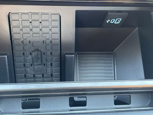 New 2025 Ford F250 King Ranch w/ Chrome Package image 24