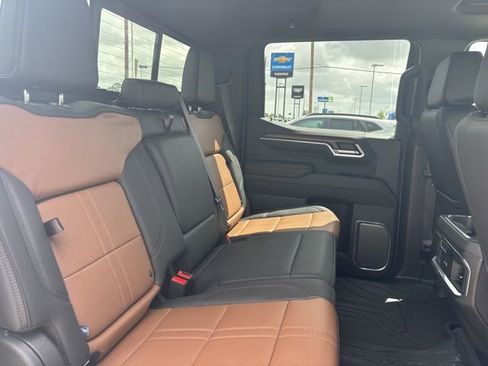 New 2026 Chevrolet Silverado 1500 High Country w/ High Country Premium Package image 15