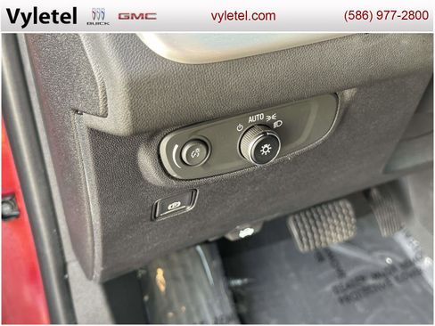 Used 2019 GMC Terrain SLE image 19