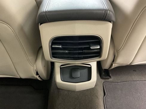 Used 2019 Lincoln MKZ Premiere image 16