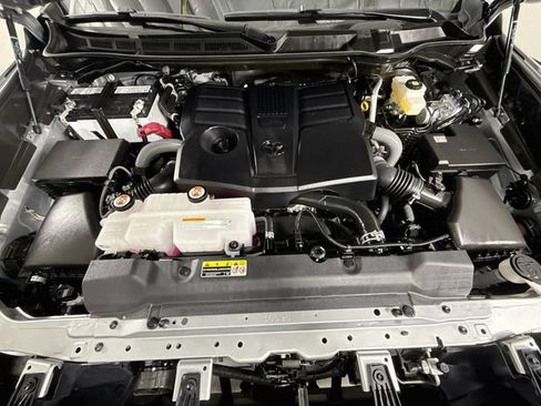 Certified 2026 Toyota Tundra Platinum AWD/4WD image 32