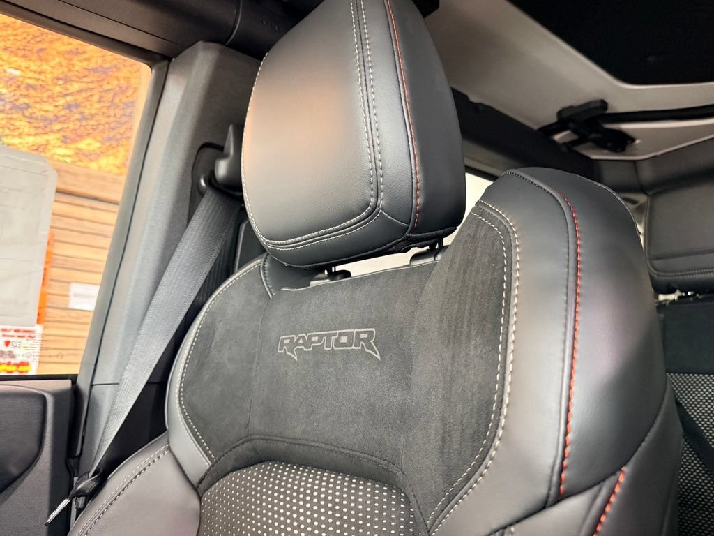 New 2026 Ford Bronco Raptor w/ Interior Carbon Fiber Pack AWD/4WD image 23