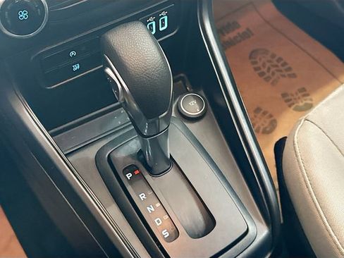 Used 2021 Ford EcoSport S image 17