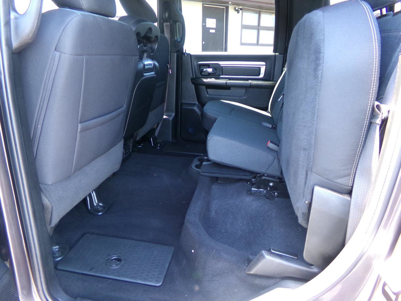 Used 2021 RAM 1500 Warlock AWD/4WD image 33