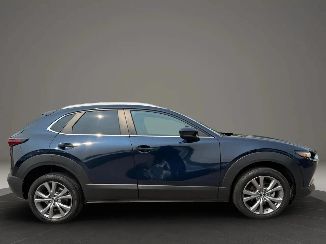 Used 2023 MAZDA CX-30 AWD 2.5 S w/ Preferred Package image 3