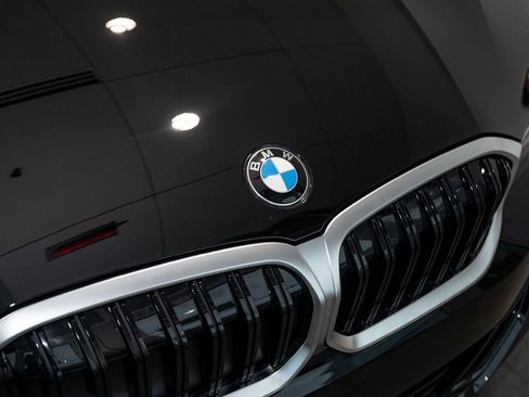 New 2026 BMW 330i xDrive Sedan w/ Convenience Package AWD/4WD image 7