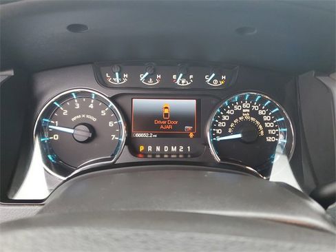 Used 2012 Ford F150 XLT w/ XLT Chrome Pkg image 17