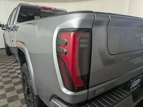 New 2026 GMC Sierra 3500 AT4 w/ AT4 Premium Plus Package image 12