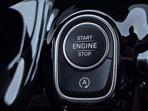 Used 2026 Mercedes-Benz GLA 250 4MATIC image 41