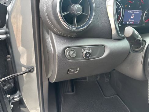 Used 2023 Chevrolet Blazer LT w/ Convenience Package image 29