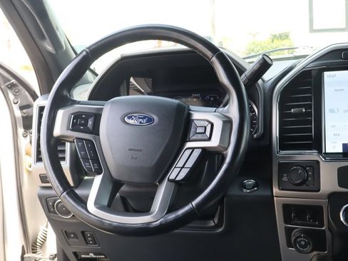 Used 2022 Ford F350 Platinum w/ Tremor Off-Road Package AWD/4WD image 26