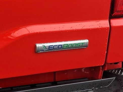 Certified 2022 Ford F150 XLT w/ Equipment Group 302A High image 31